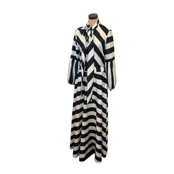 Eien Dresses & Skirts - Eien Black White Striped Long Maxi Dress Glam Women L